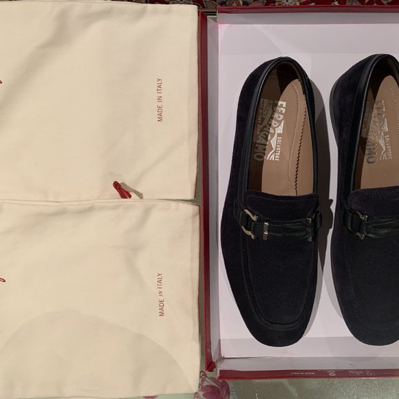 Ferragamo Shoes - Picture 2 of 4